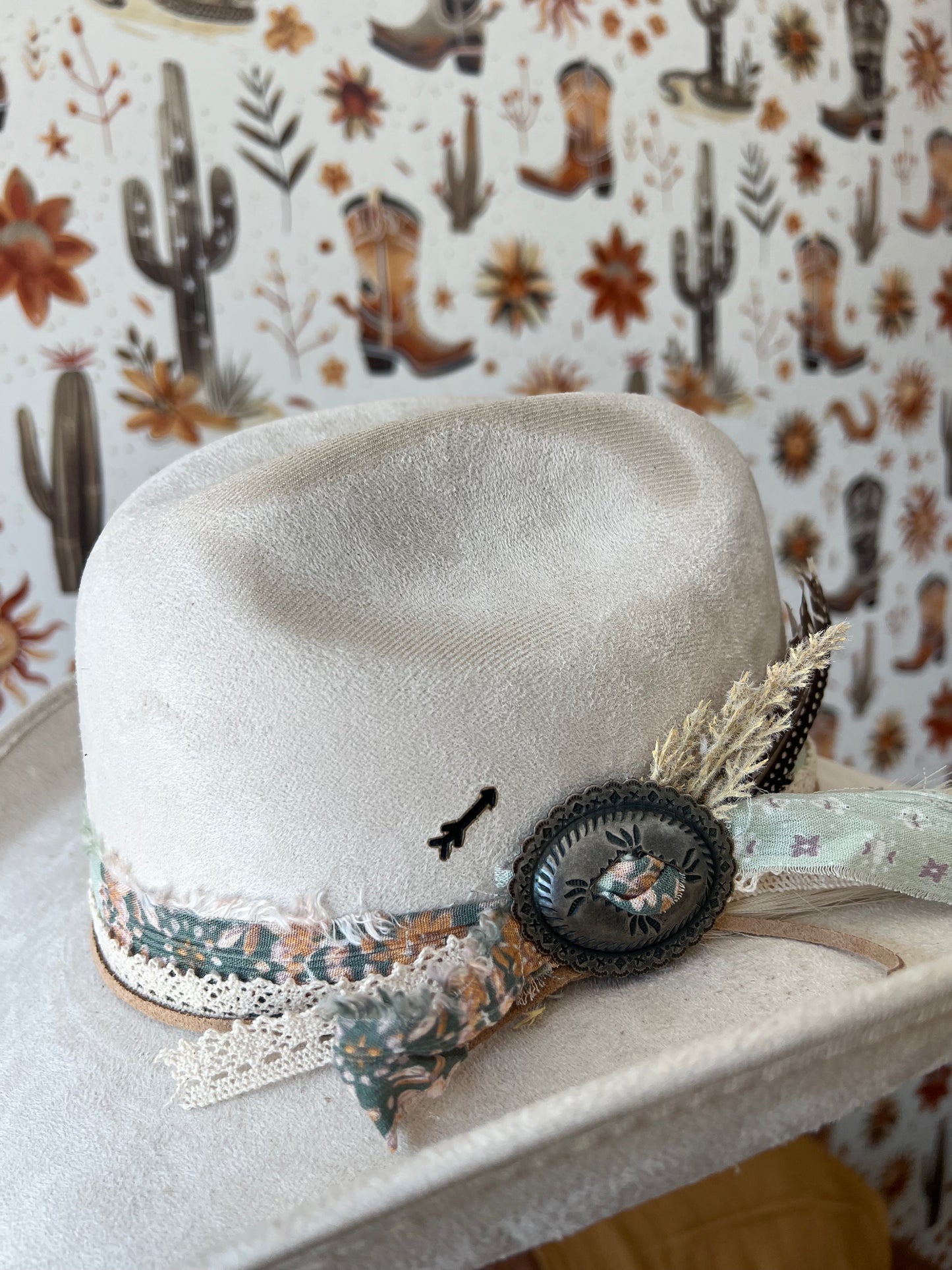 Arrowhead Cowgirl Hat