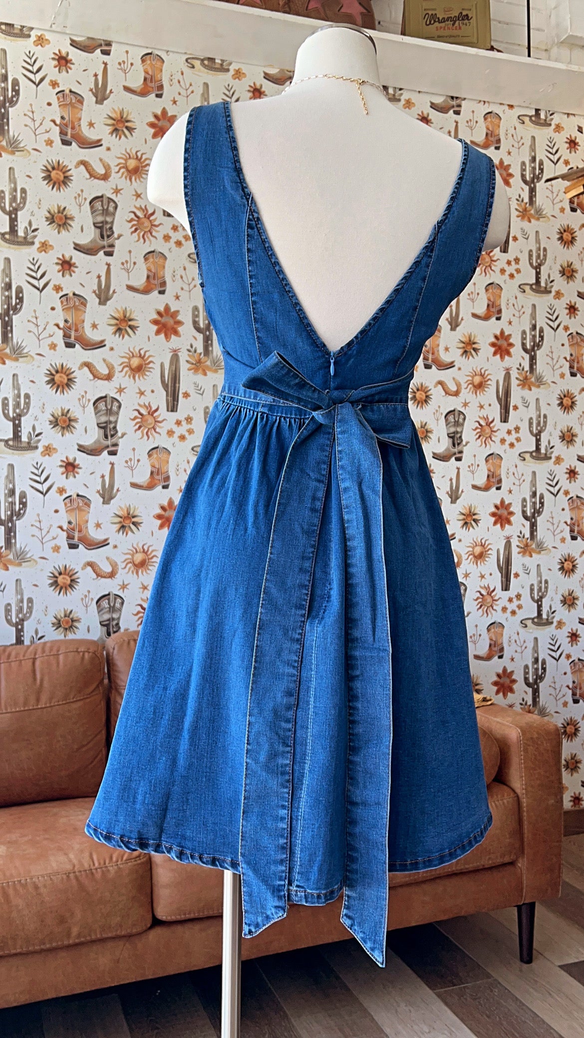 Open Back & Bow Dress