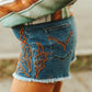 Rise Frayed Shorts W Camel Boot Stitch Embroidery