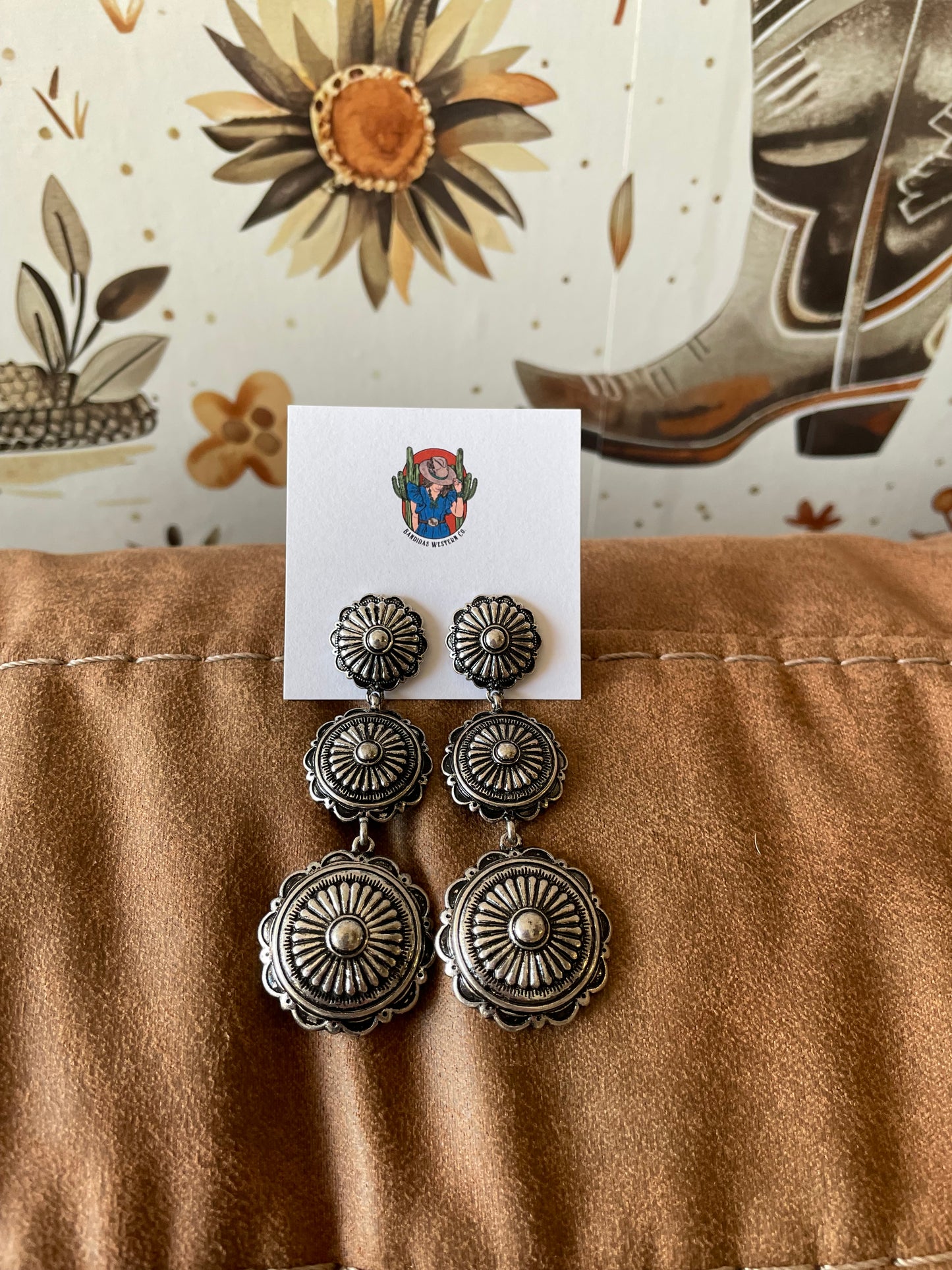 The Western Elegance Earrings